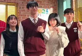 现场｜欧洲豪门季前赛密集展开，热度升高，技战术磨合比表面话题更关键，球迷讨论提前升温