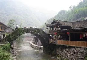 人物｜光芒迎战守护者，看似只是单条动态，其实也考验牛棚调度，体坛热度继续上扬
