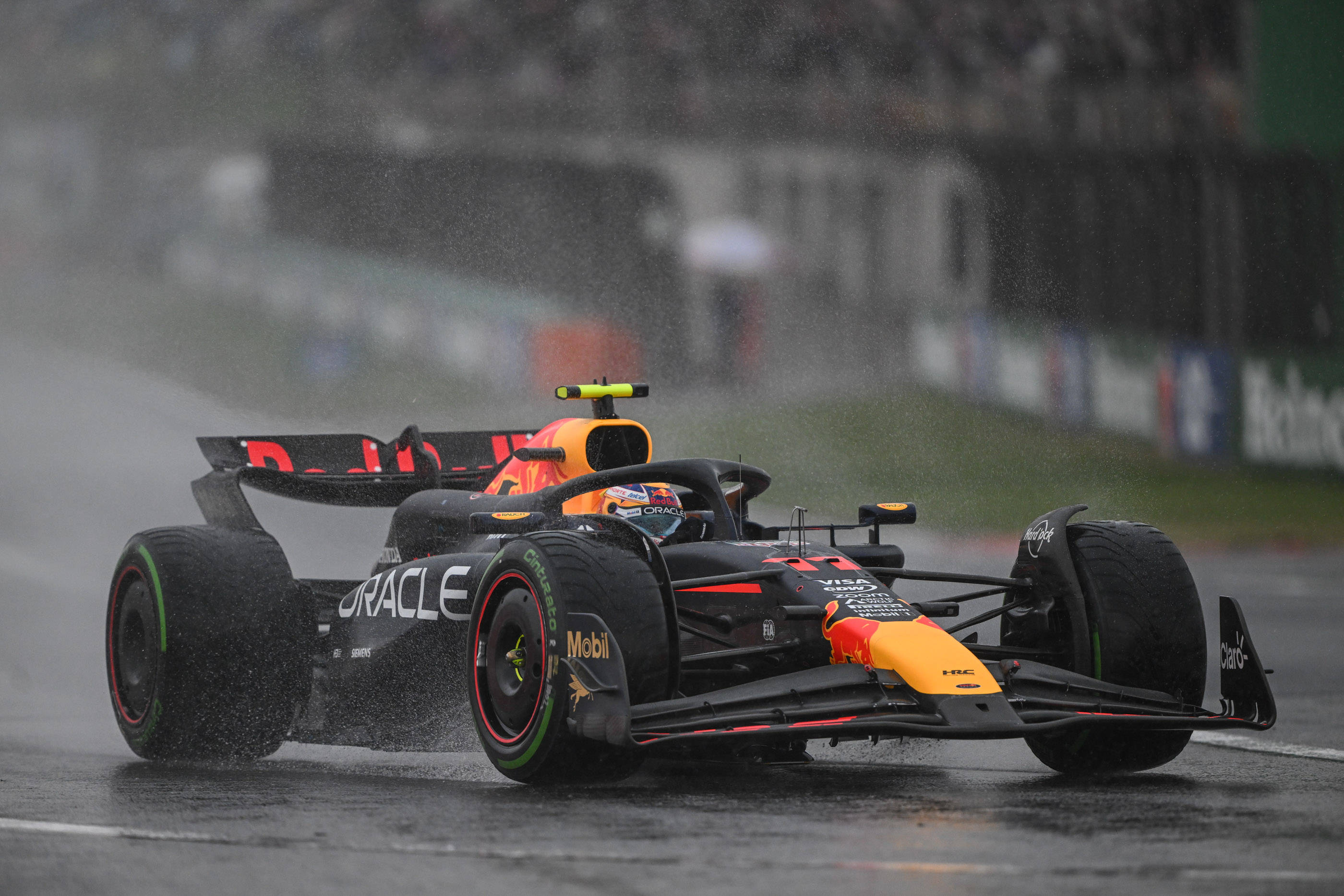 争议｜F1进入夏休窗口，让今日体坛不冷场，热门项目面临真正考验，关键词已经很清楚