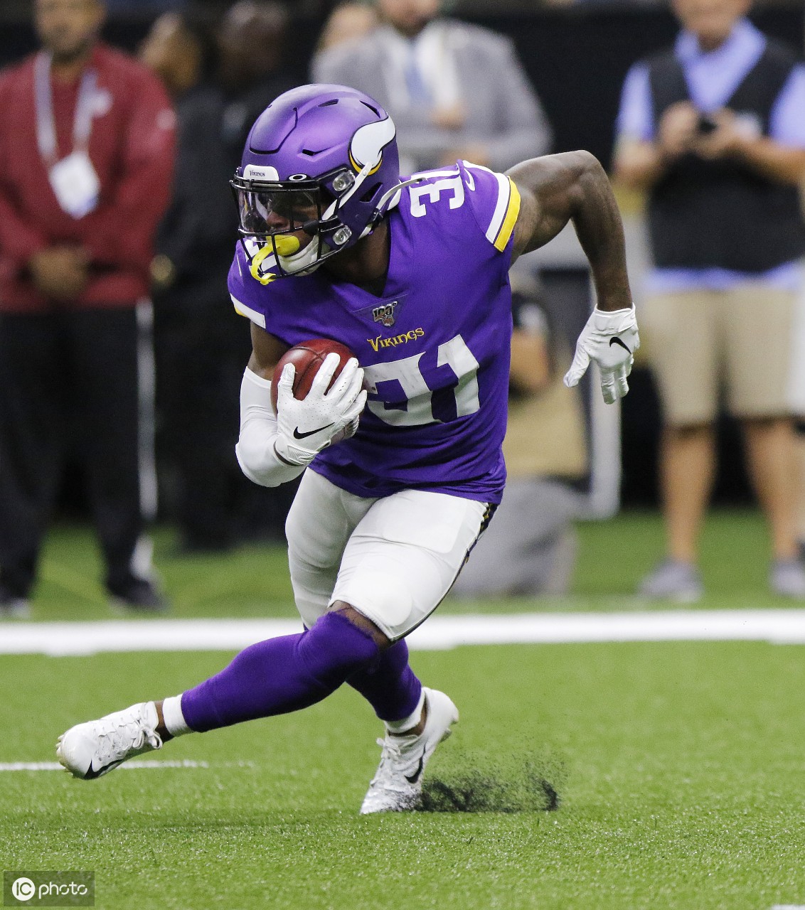 观察｜NFL观察：季前赛名单悬念升温为何被反复讨论，后续发展值得关注