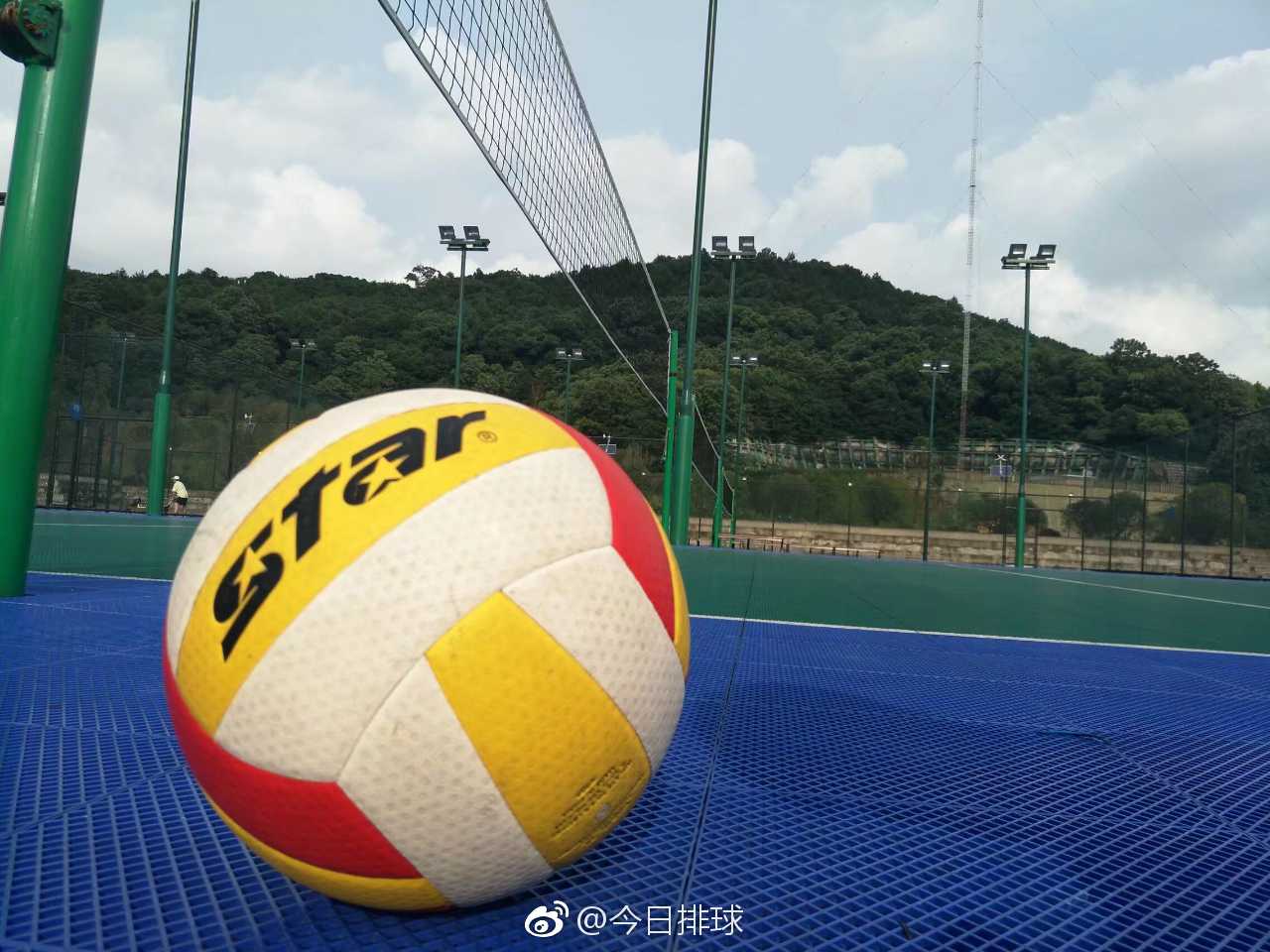 争议｜排球快评：国家队热身赛继续推进的真正看点在拦防质量，看点比想象更多