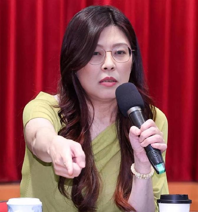 切尔西转会传闻引关注