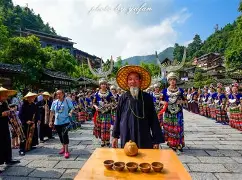 利物浦亚洲行受到关注，热度升高，俱乐部品牌比表面话题更关键，后续发展值得关注