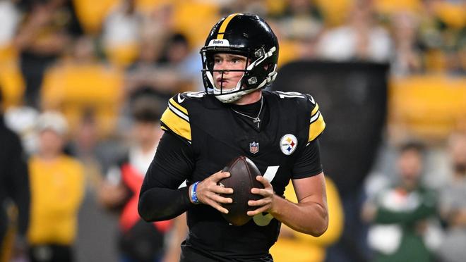NFL今日关键词：战术磨合、四分卫轮换安排受关注、季前赛名单悬念升温，关键词已经很清楚