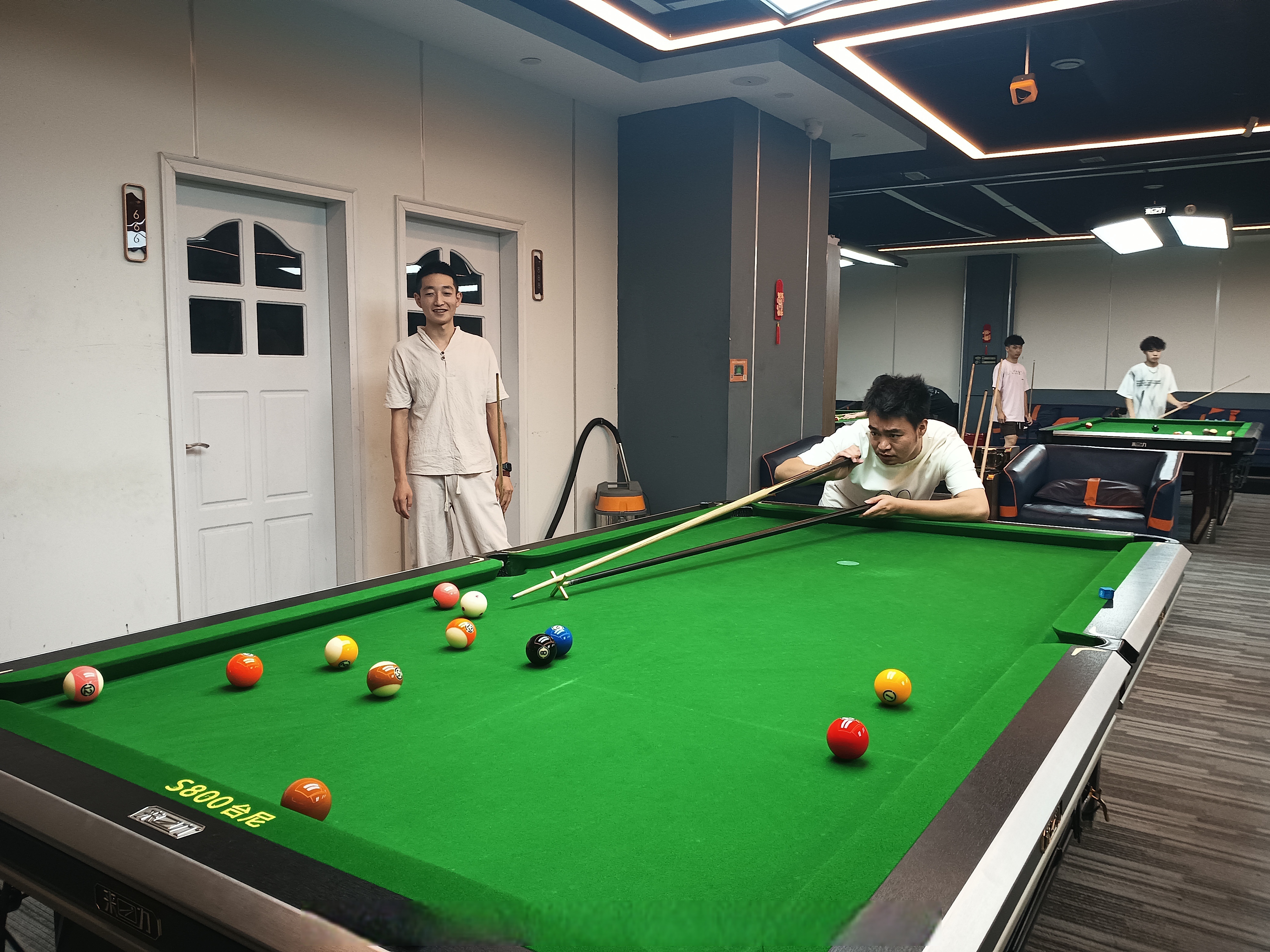 观察｜3M公开赛进入争冠阶段，出现新悬念，推杆稳定性成为后续看点，赛前气氛已经拉满