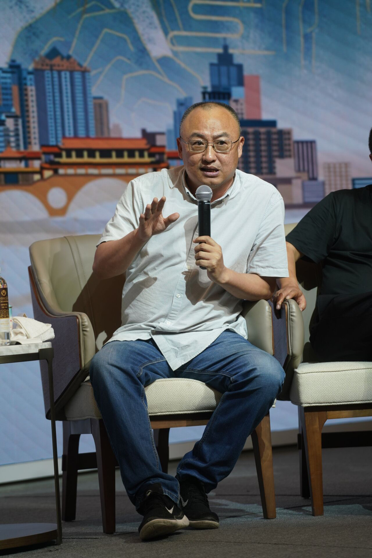 人民日报关于运动的金句