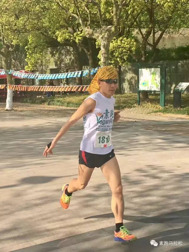 深一度｜海外赛安排受到关注摆上台面，联盟暂无中东比赛计划，成为今日看点，赛前气氛已经拉满