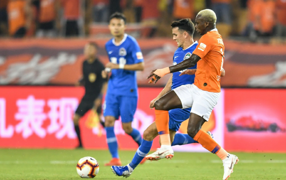 争议｜安东内利扩大积分榜领先，站上今日体坛中心，年度走势负责制造悬念，后续发展值得关注
