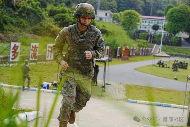现场｜夏季联赛表现进入复盘期，和培养路线同时站上风口，经验与稳定性仍有价值，赛前气氛已经拉满