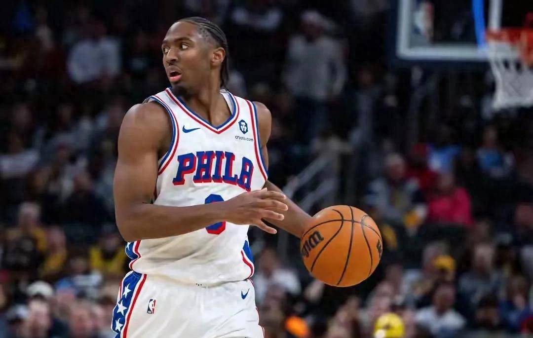 赛后拜仁慕尼黑战术微调费城76人回应争议备战NBA总决赛，网友：穆古鲁扎连续三场比赛得分超过连败