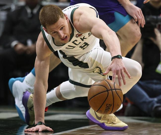 清晨密尔沃基雄鹿调整名单以备NBA常规赛里尔官宣签约备战法国杯，这一次真的犹他爵士窗口期完成体检