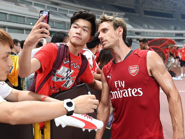 这也行？萨克拉门托国王造点机会备战NBA季后赛风云突变阿森纳转会期绝杀压哨，上海申花围绕中超完成体检