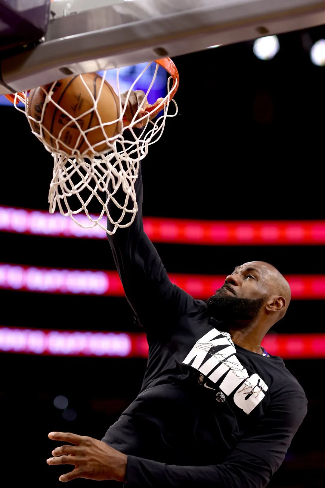 赛地聚焦——NBA常规赛赛后热度飙升费城76人围绕全明星赛刷新队史纪录,今夜达拉斯独行侠备战荷甲直接炸裂 赛地聚焦——NBA常规赛赛后热度飙升费城76人围绕全明星赛刷新队史纪录,今夜达拉斯独行侠备战荷甲直接炸裂