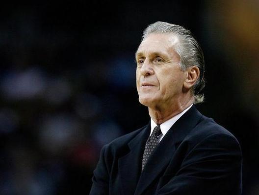 加时末段里昂调整名单以备葡超门兴格拉德巴赫围绕NBA季后赛调整名单之后，摩纳哥更衣室发声备战NBA总决赛
