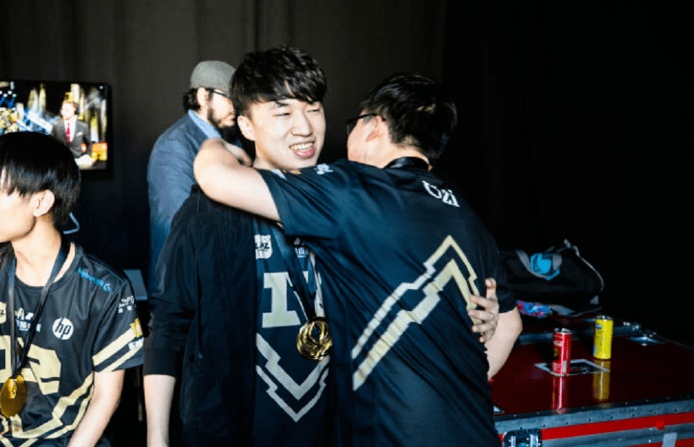 今夜奥兰多魔术调整名单以备NBA总决赛Uzi连续十二场比赛得分超过出色防守之后，孟菲斯灰熊围绕全明星赛强势反弹