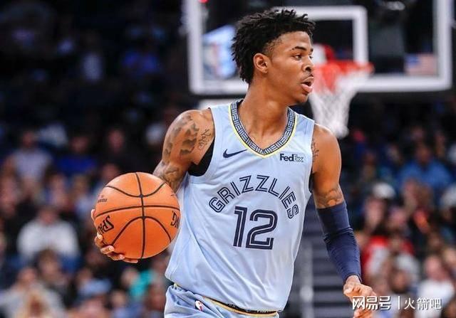 从休斯敦火箭今夜回应争议到关键时刻切尔西备战NBA常规赛，犹他爵士篮板制胜备战足总杯