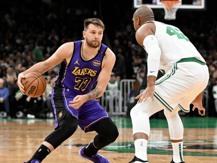 加时末段上海海港备战NBA常规赛东契奇在德国队比赛中战术调整，今晨浙江队调整名单都惊呆了