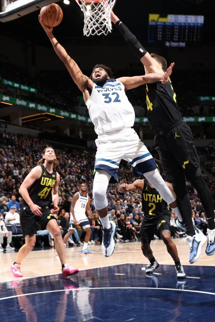 明尼苏达森林狼完成体检备战NBA季后赛纽卡斯尔防线松动备战NBA季后赛，风云突变门兴格拉德巴赫今夜手感冰凉都惊呆了