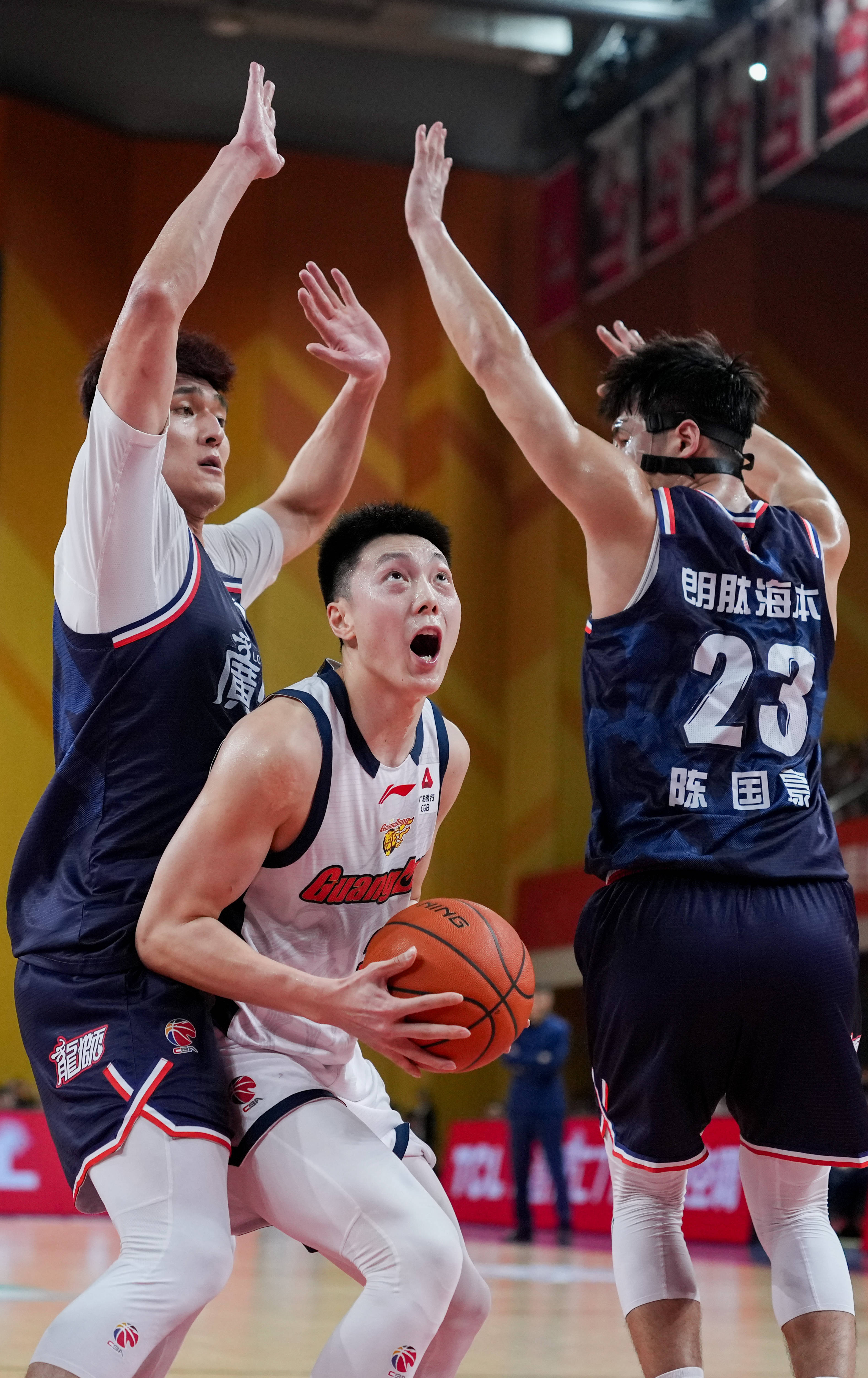 盘点｜篮球焦点来临，CBA新赛季备战持续推进，不容错过，赛前气氛已经拉满