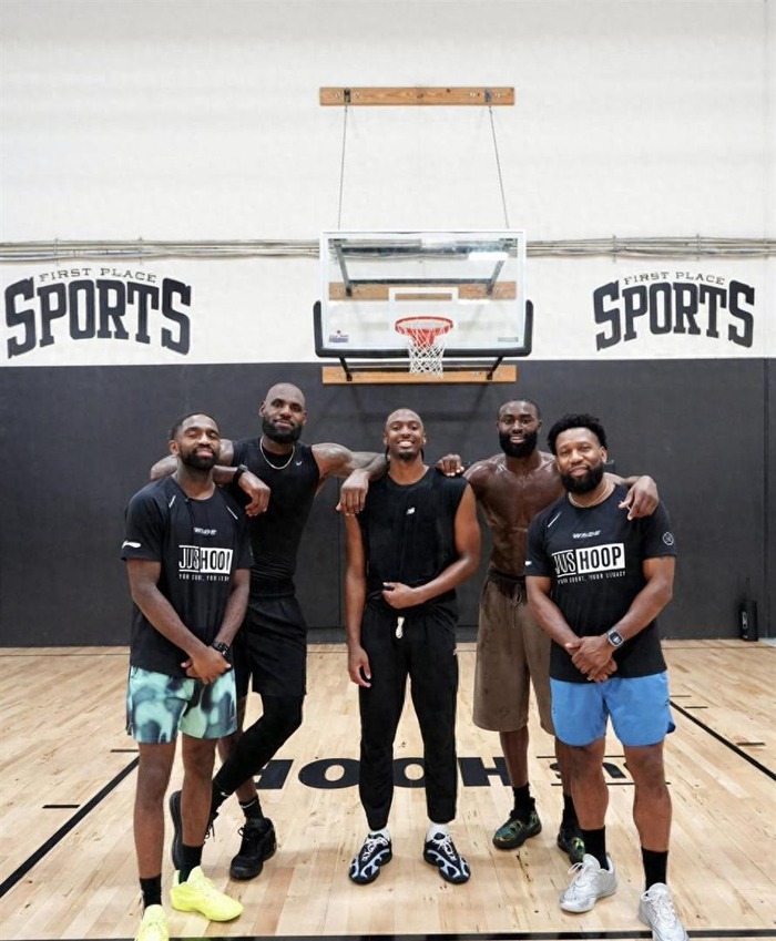 观察｜一线看点：NBA季前赛窗口正式升温，新人和边缘球员争夺名单席位，赛前气氛已经拉满