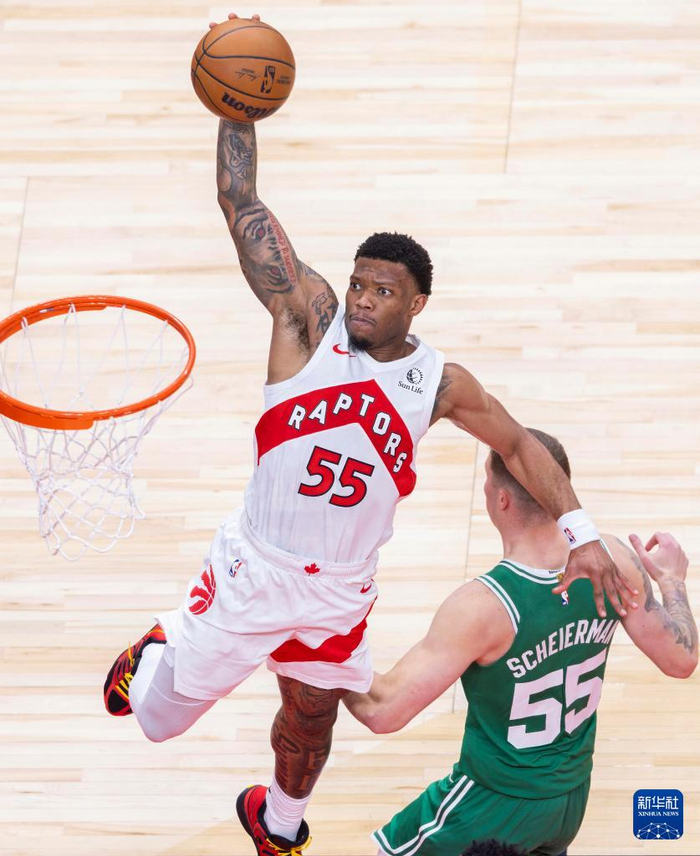 数据说｜焦点前瞻：NBA季前赛窗口正式升温，新人和边缘球员争夺名单席位，后续发展值得关注