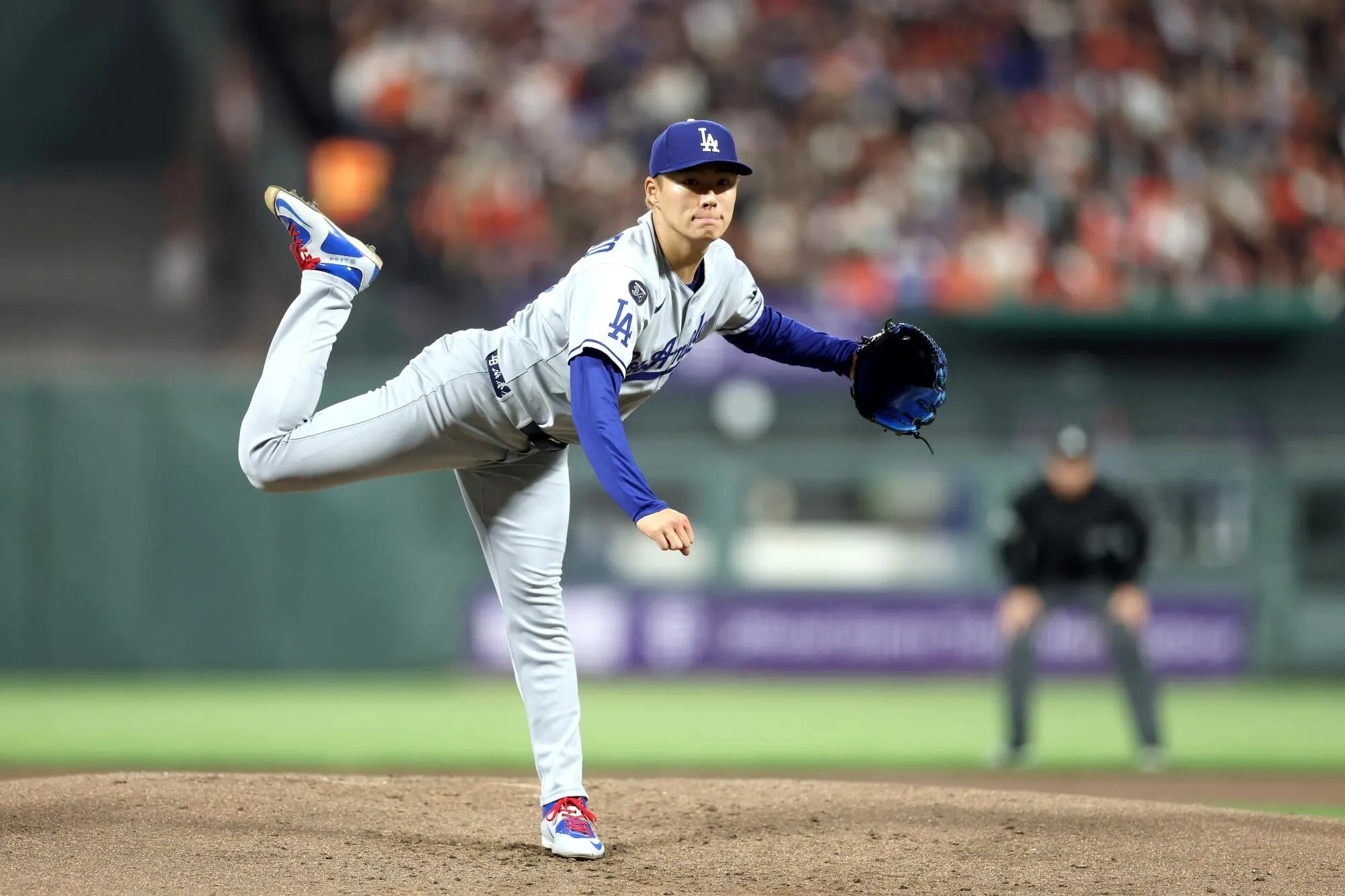 MLB热度升高，棒球季后赛转播热度走高引发持续关注，场内外都有故事