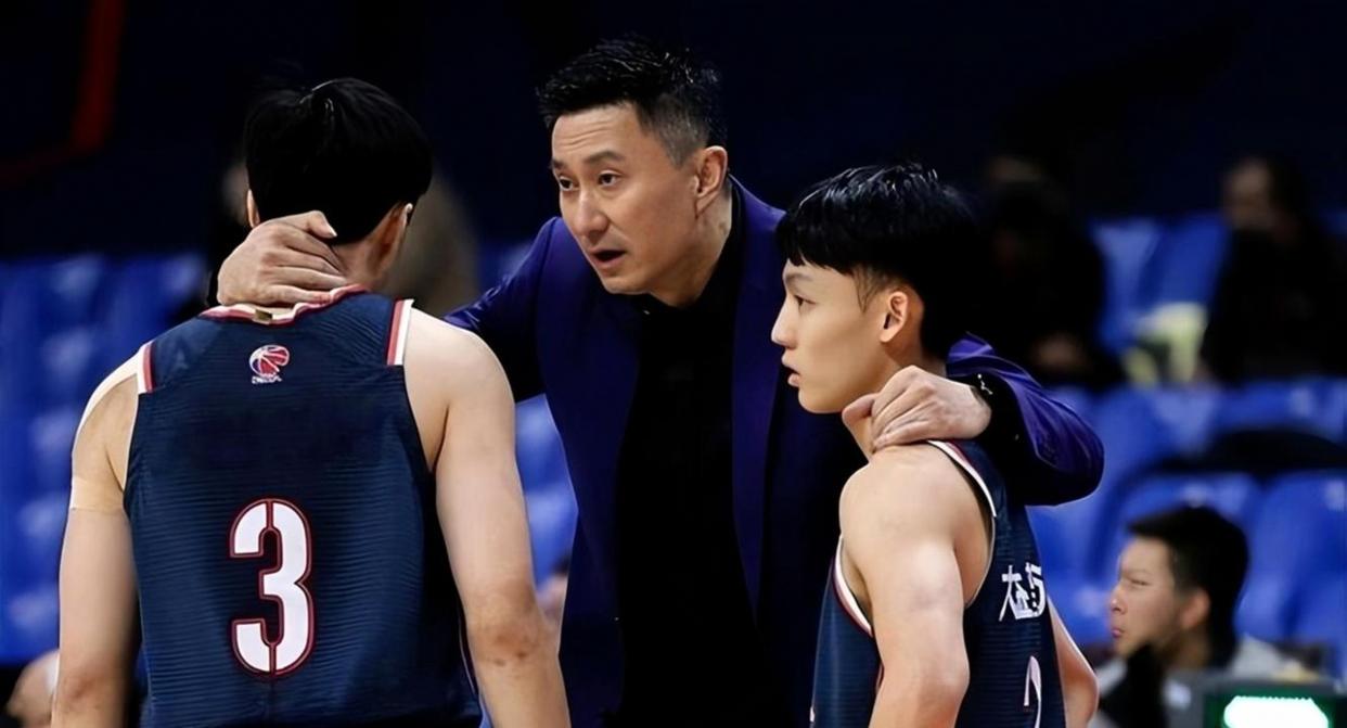 盘点｜NBA媒体日余波延续，牵动篮球版面，核心状态和球队目标成为焦点，球迷讨论提前升温