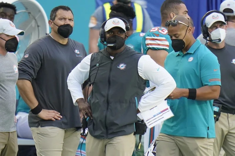 NFL今日关键词:战绩走势、两支一胜两负球队争取反弹、NFL第五周压轴战开打,场内外都有故事 NFL今日关键词:战绩走势、两支一胜两负球队争取反弹、NFL第五周压轴战开打,场内外都有故事