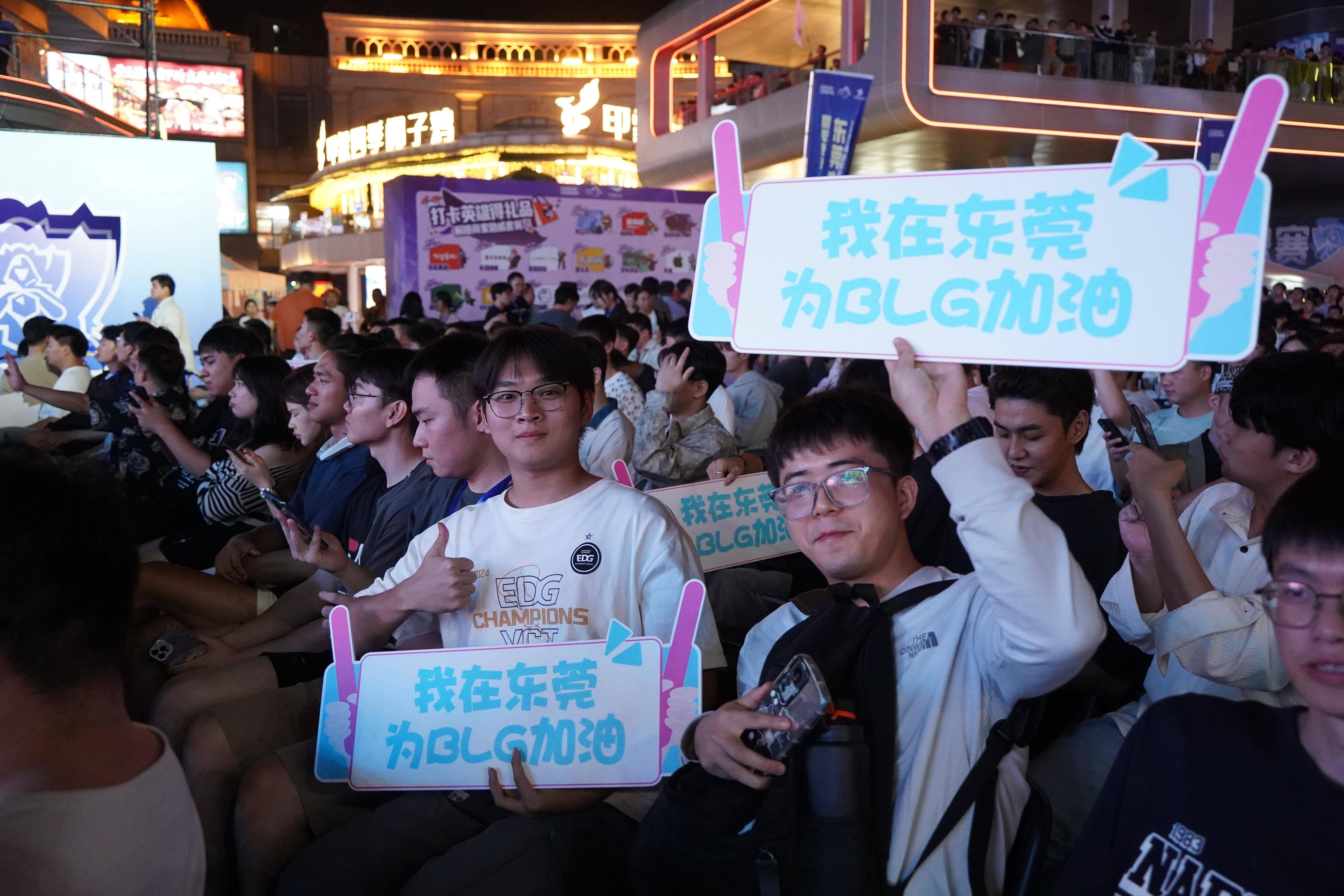 深一度｜电竞话题升级，英雄联盟全球总决赛预热升温，考验长期成色，场内外都有故事