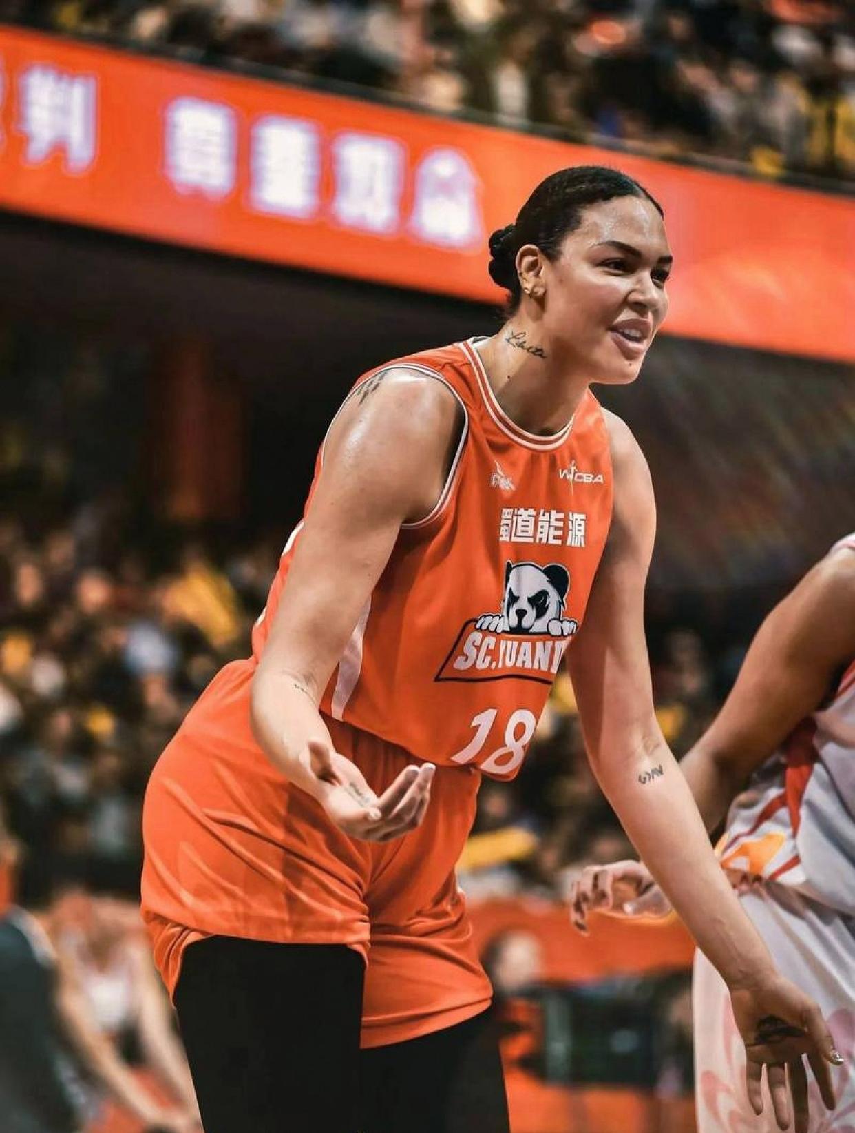 前瞻｜WNBA版面被拉斯维加斯王牌延续争冠热度，刷屏，阵容厚度是核心原因，场内外都有故事