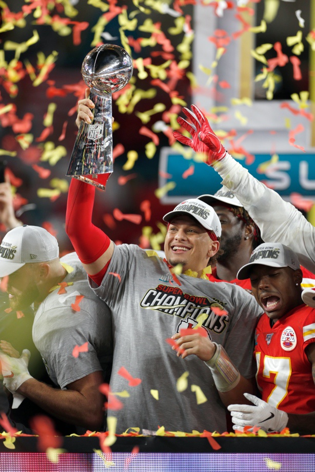 盘点｜NFL今日看点：猎鹰与圣徒重逢超级穹顶与历史叙事