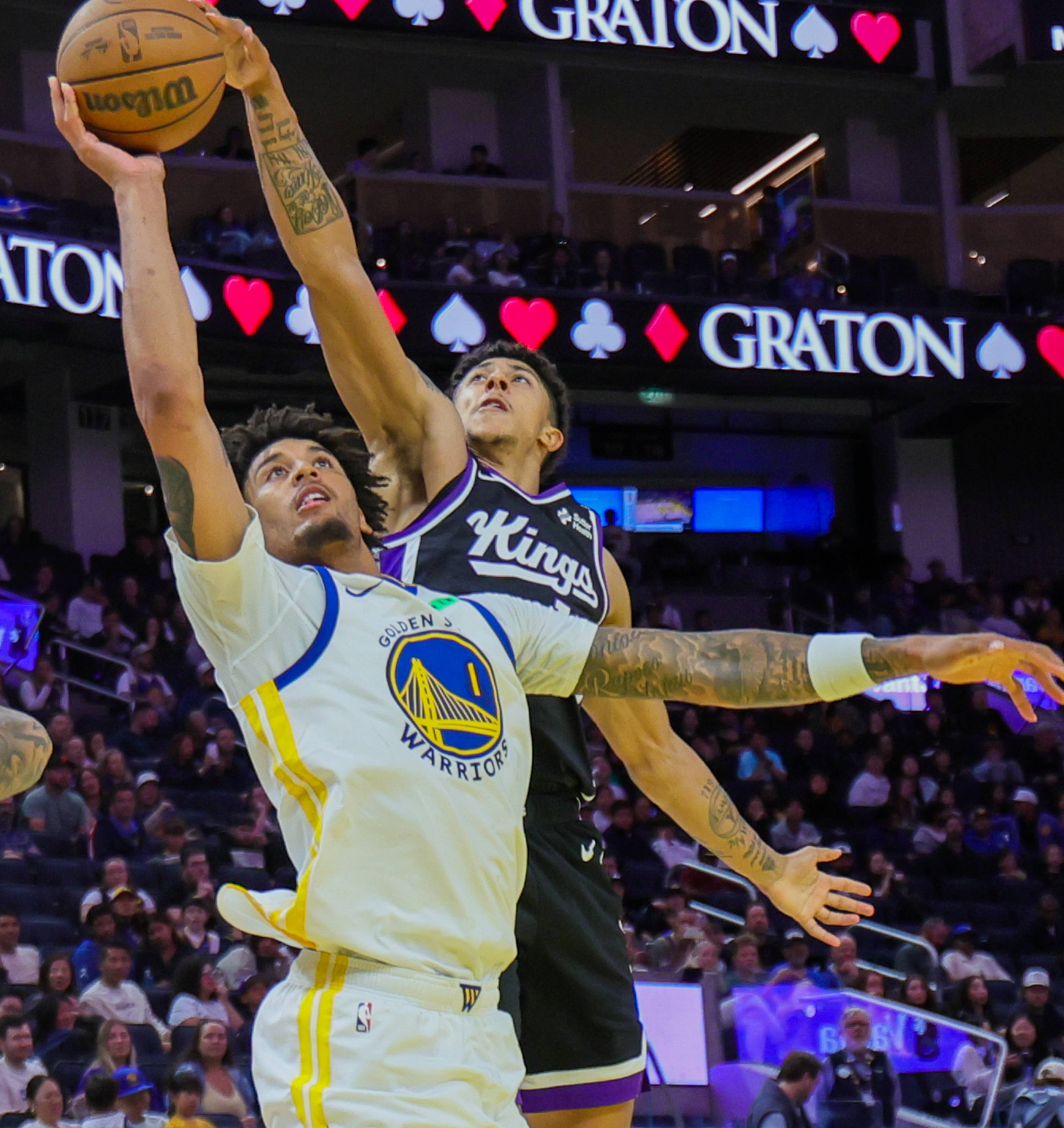 深一度｜NBA季前赛窗口正式升温，成为今日篮球焦点，新人和边缘球员争夺名单席位，看点比想象更多