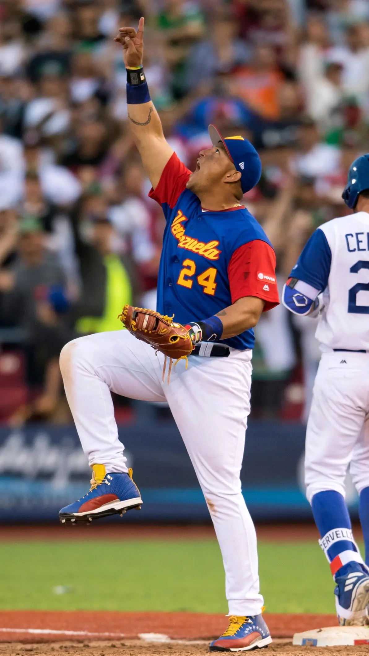 人物|MLB多线作战的一天,MLB十月赛程继续推进,话题度最高,体坛热度继续上扬 人物|MLB多线作战的一天,MLB十月赛程继续推进,话题度最高,体坛热度继续上扬