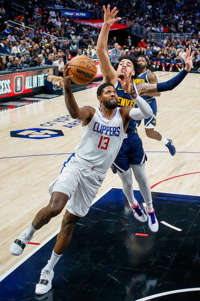 数据说｜篮球多线作战的一天，NBA季前赛窗口正式升温，话题度最高，场内外都有故事