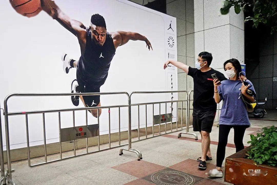 人物｜全球体育市场进入十月窗口，继续发酵，商业价值成为核心看点