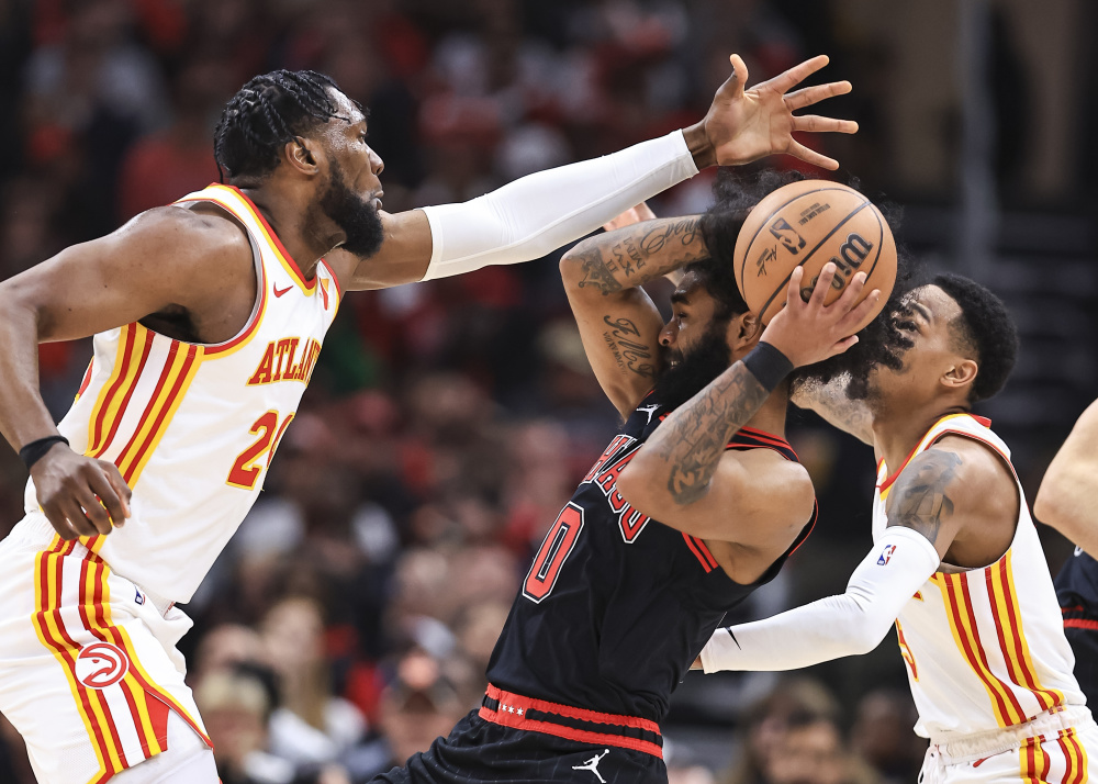 争议｜篮球多线作战的一天，NBA训练营话题全面铺开，话题度最高，赛前气氛已经拉满