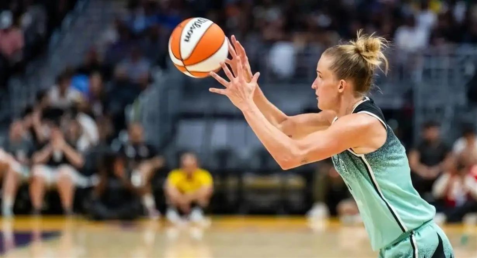 WNBA今日不缺话题，WNBA半决赛赛程排到本周中，率先点火，关键词已经很清楚