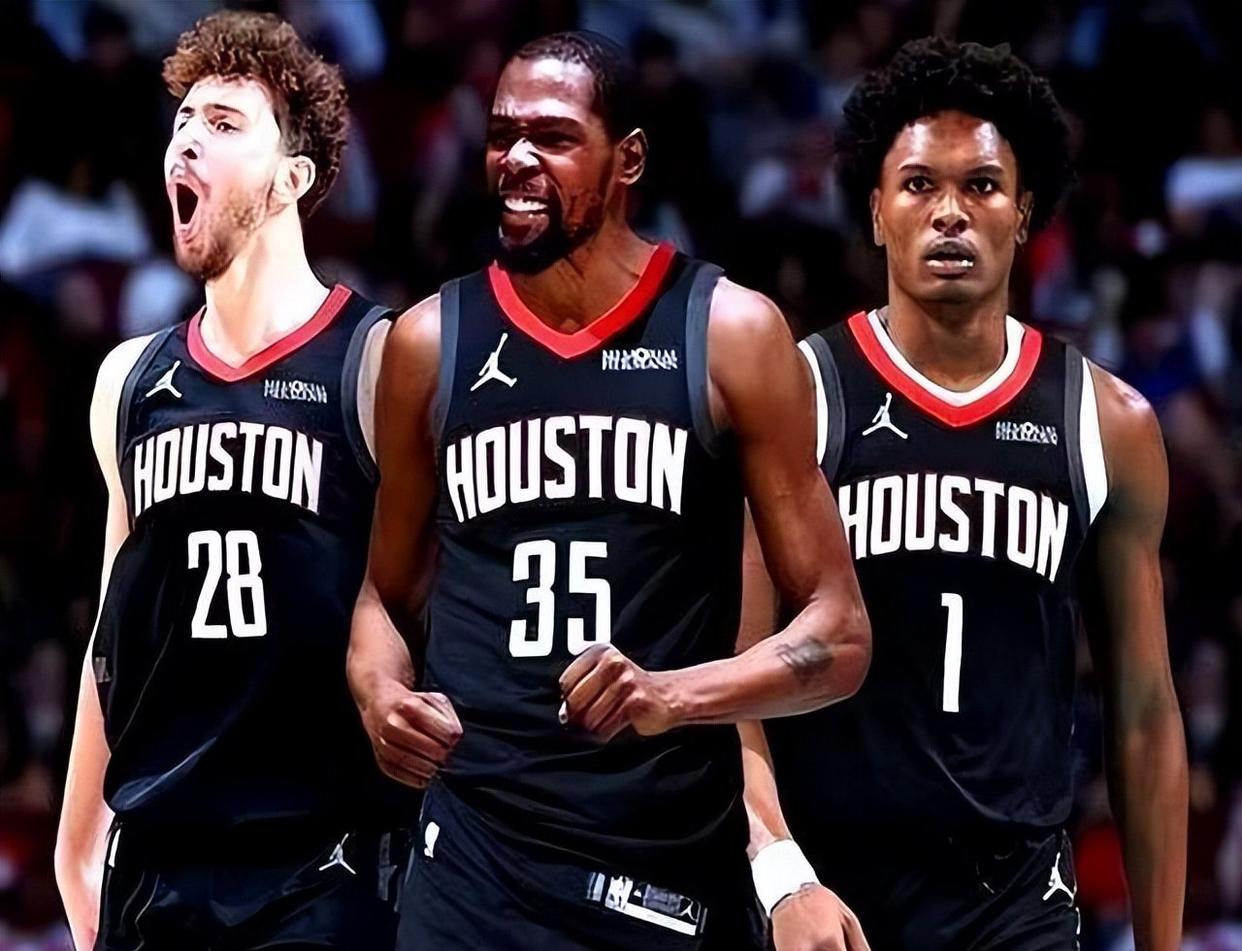 赛程｜WNBA版面被拉斯维加斯王牌延续争冠热度，刷屏，阵容厚度是核心原因，球迷讨论提前升温