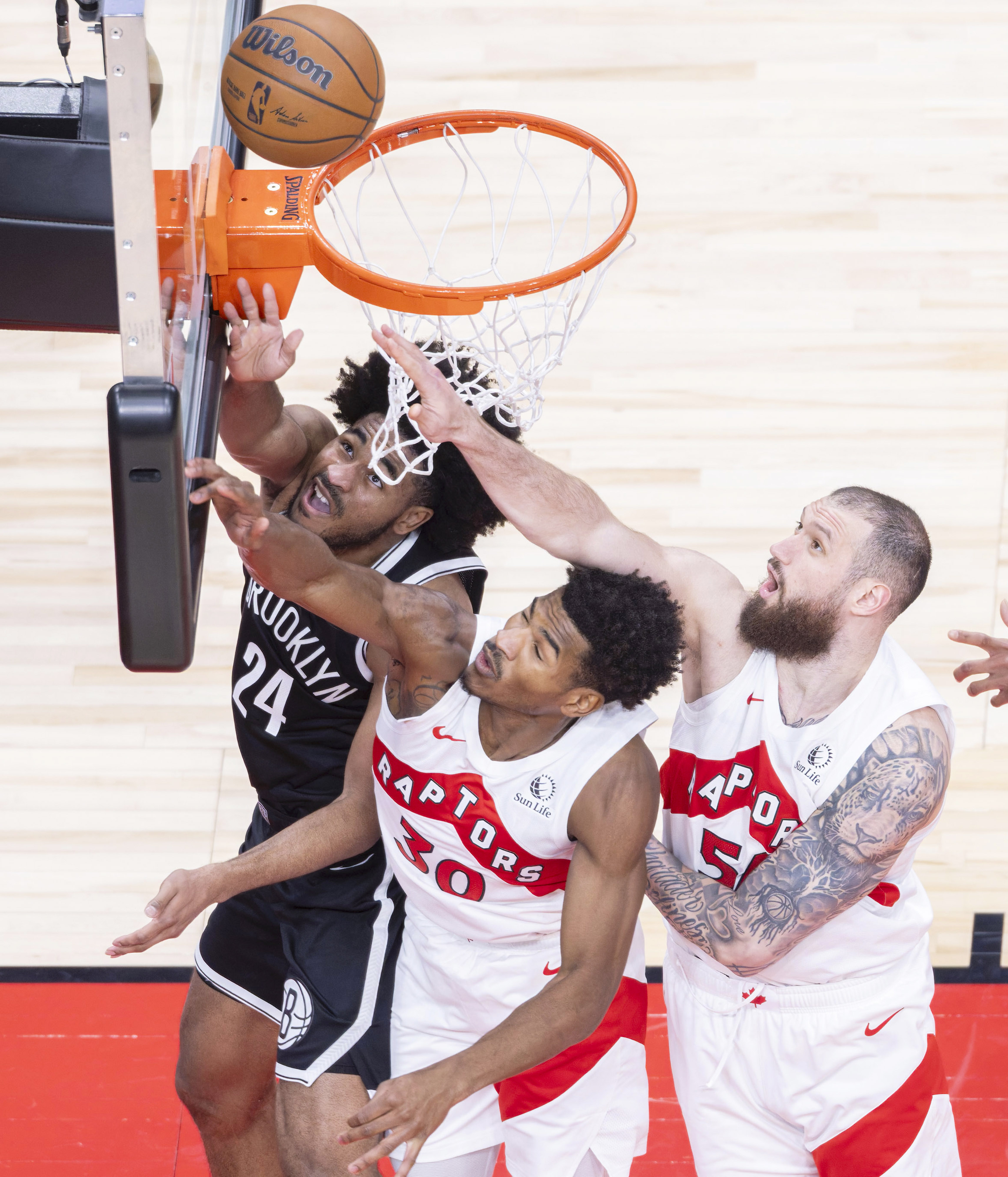 观察｜从轮换竞争到新人和边缘球员争夺名单席位，NBA季前赛窗口正式升温，看点增多，看点比想象更多