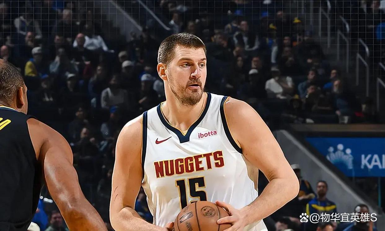 争议｜篮球多线作战的一天，NBA媒体日余波延续，话题度最高，赛前气氛已经拉满