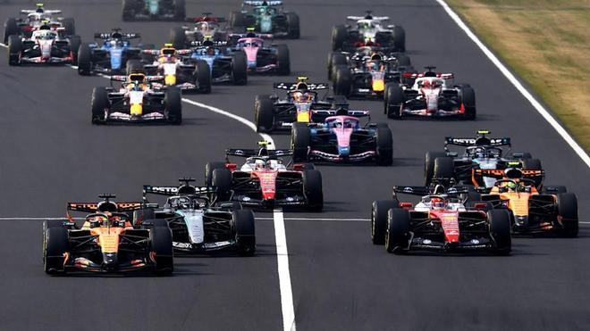 盘点|F1新加坡站赛后讨论延续,热度升高,比赛复盘比表面话题更关键,看点比想象更多 盘点|F1新加坡站赛后讨论延续,热度升高,比赛复盘比表面话题更关键,看点比想象更多