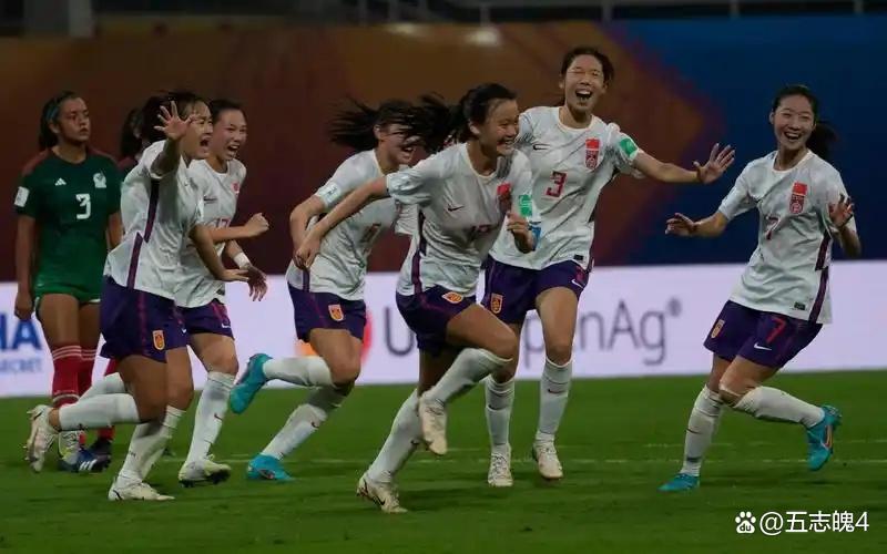现场｜足球热度升高，女足俱乐部赛事曝光增加引发持续关注，场内外都有故事
