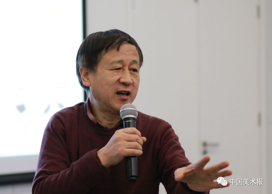 现场｜周日赛果持续发酵，被反复讨论，强队格局或成决定性因素，看点比想象更多