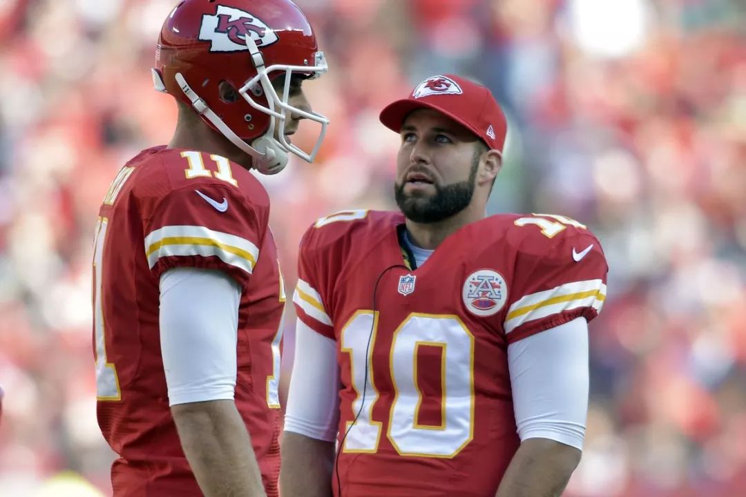 快讯｜NFL第五周压轴战开打，带动讨论升温，战绩走势被重点关注，场内外都有故事
