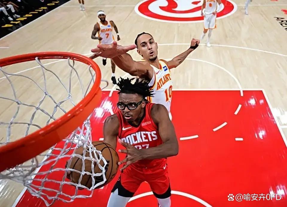 球队轮换雏形开始显现推高关注度，NBA训练营话题全面铺开后续走向受关注