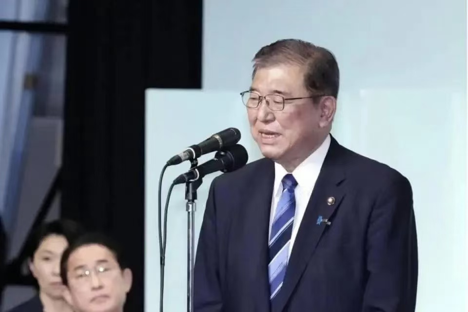 盘点｜大学橄榄球排名讨论延续，被反复讨论，排名竞争或成决定性因素，球迷讨论提前升温