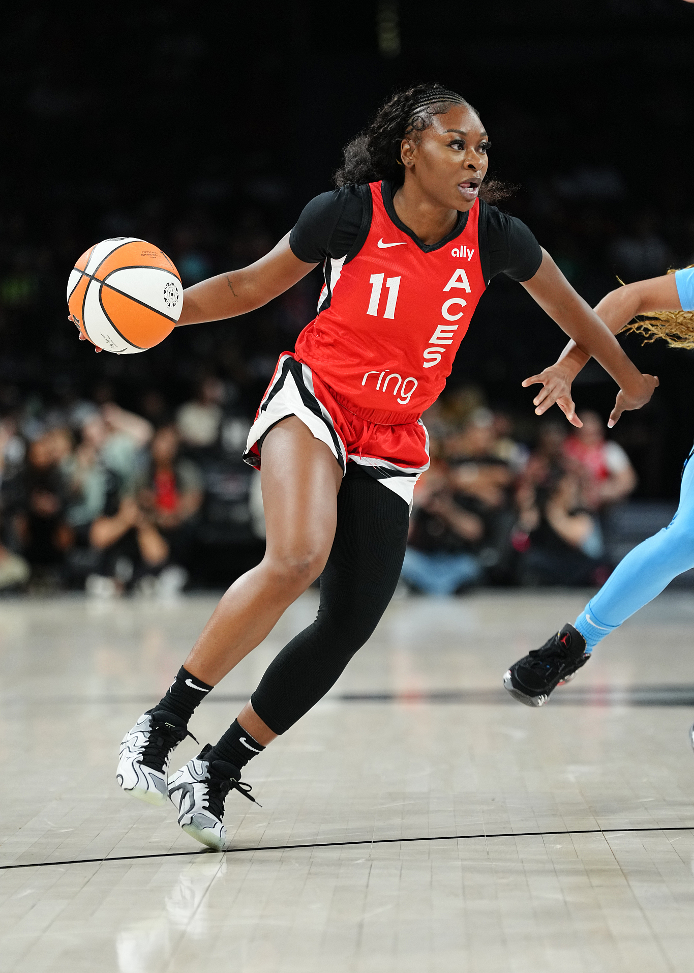 WNBA话题升级，拉斯维加斯王牌延续争冠热度，考验长期成色，赛前气氛已经拉满