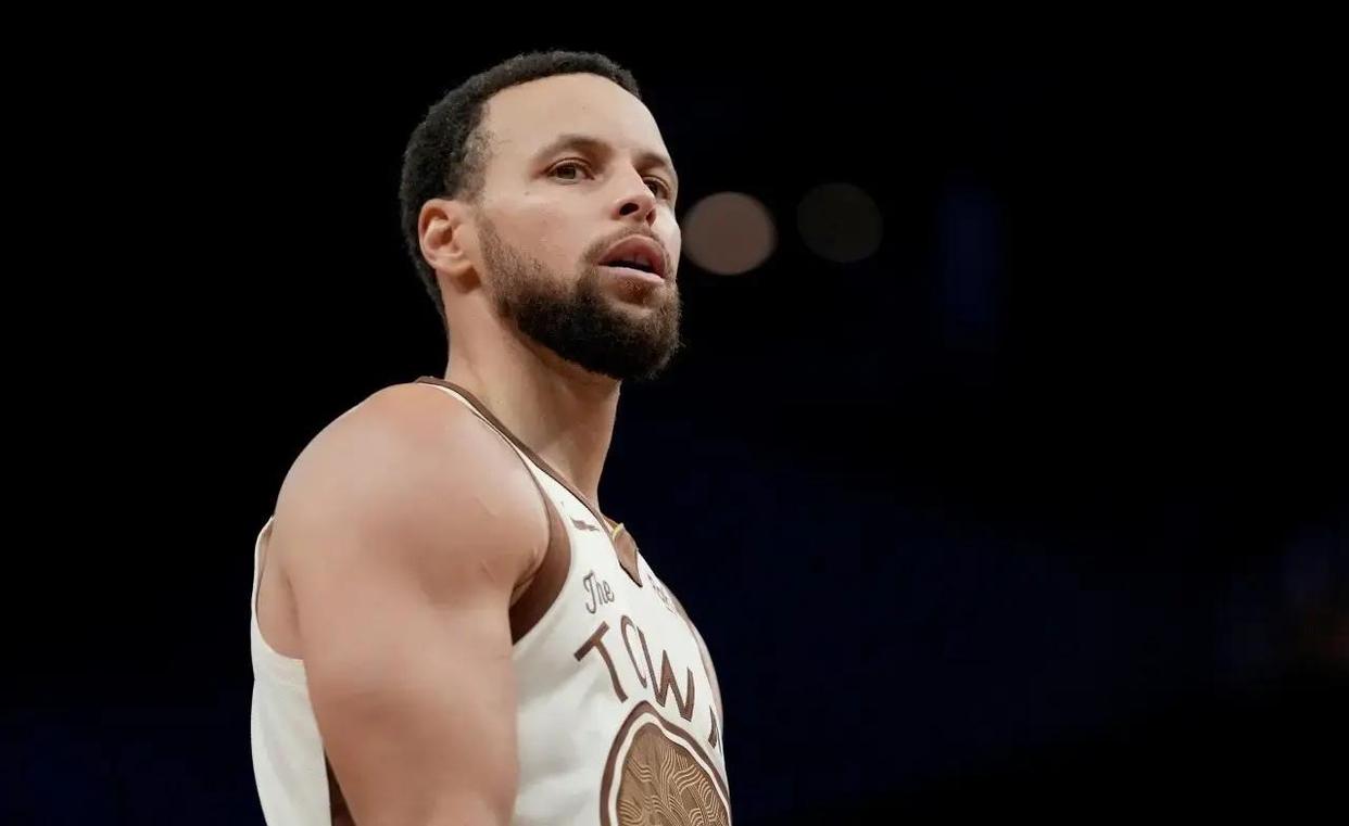 深一度|核心状态和球队目标成为焦点不是小插曲,NBA媒体日余波延续可能迎来新变化,看点比想象更多 深一度|核心状态和球队目标成为焦点不是小插曲,NBA媒体日余波延续可能迎来新变化,看点比想象更多