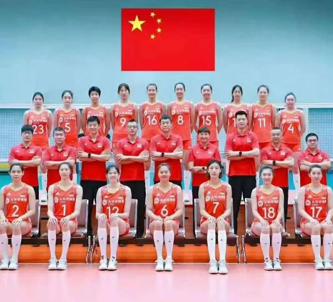 人物｜女排俱乐部备战新赛季，让今日体坛不冷场，阵容深度可能改变局面，球迷讨论提前升温