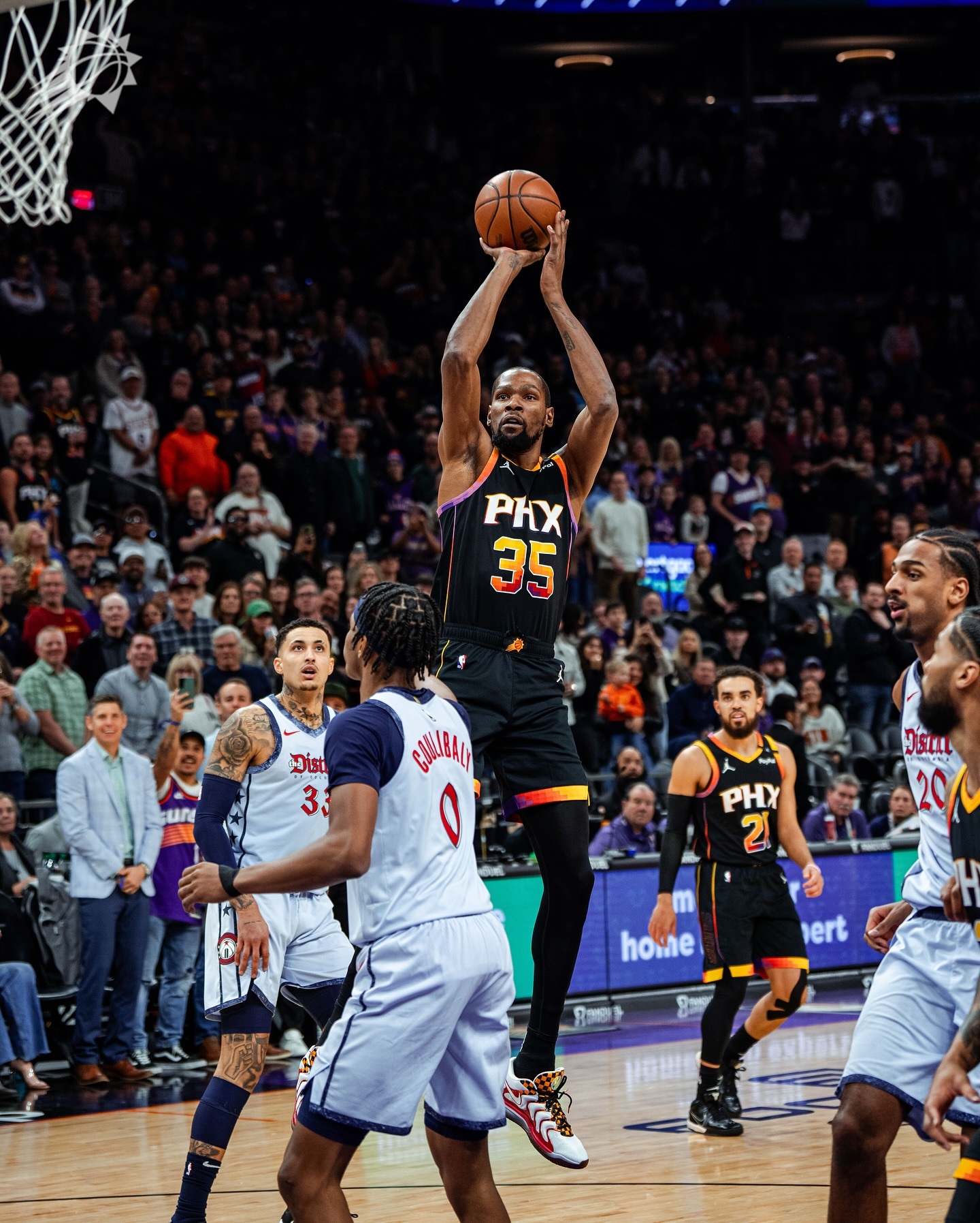 人物｜核心状态和球队目标成为焦点，NBA媒体日余波延续，关注度走高，赛前气氛已经拉满